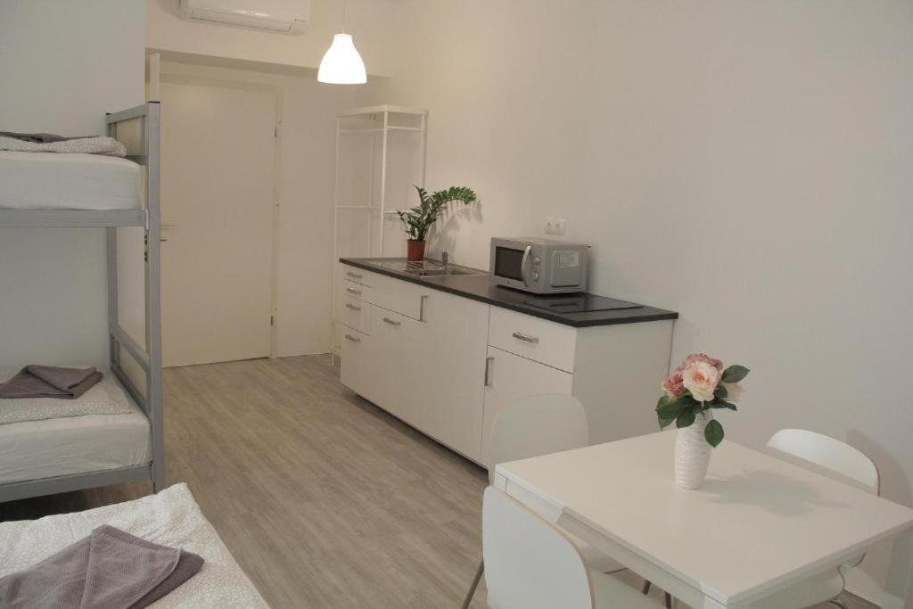 Betariel'Com Hauptbahnhof Apartman Bécs Kültér fotó